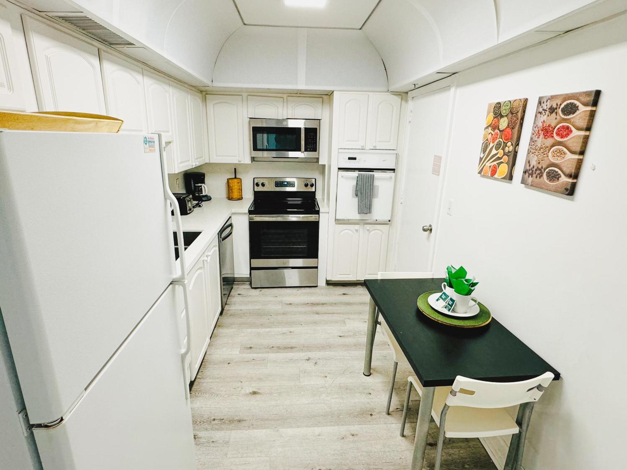 Miami Hollywood Condo For 4 People 001-21Vic 외부 사진
