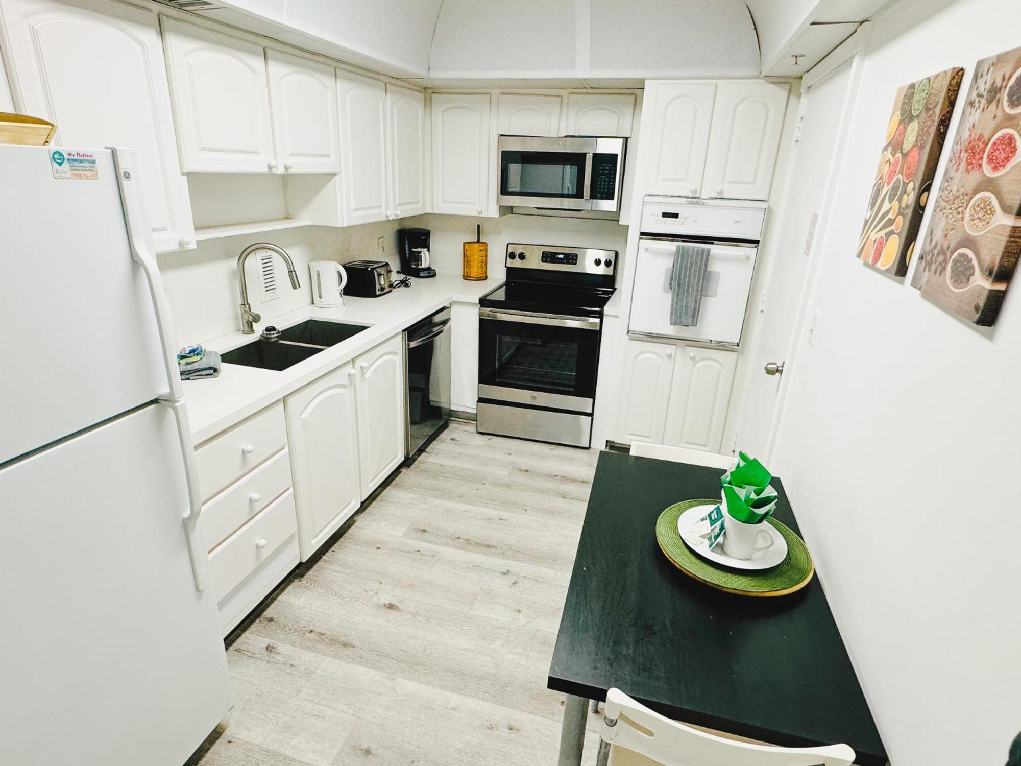 Miami Hollywood Condo For 4 People 001-21Vic 외부 사진